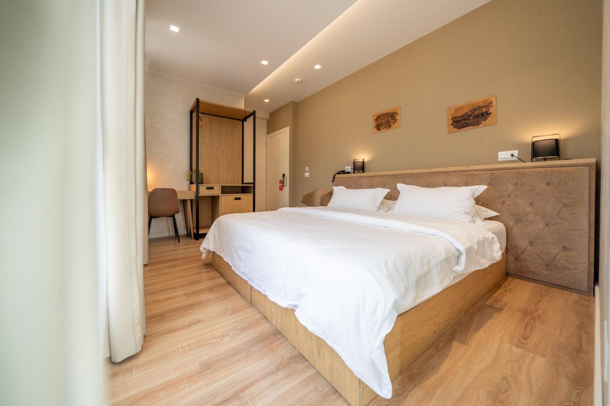 Merko Hotel Berat Luaran gambar