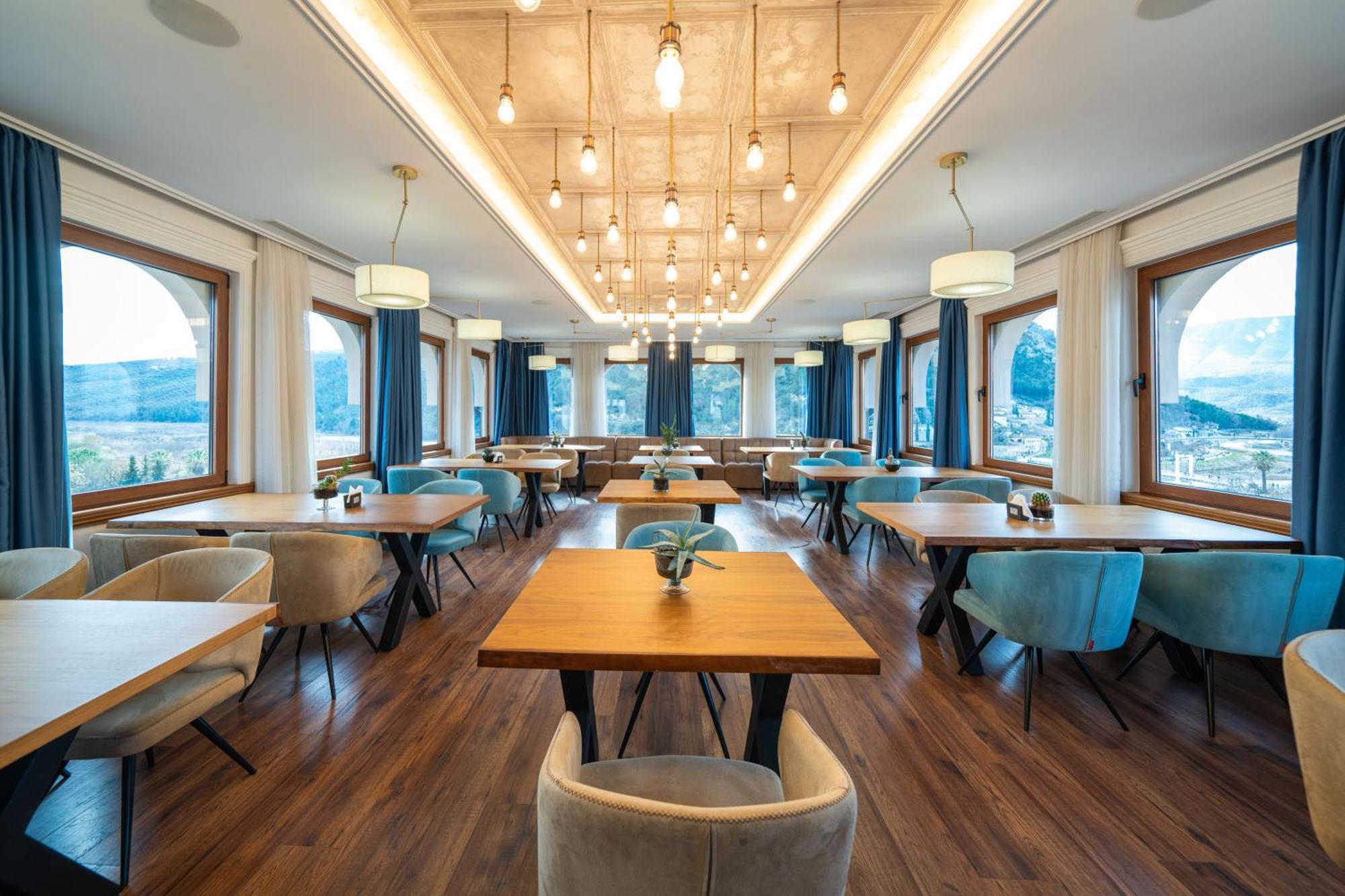 Merko Hotel Berat Luaran gambar