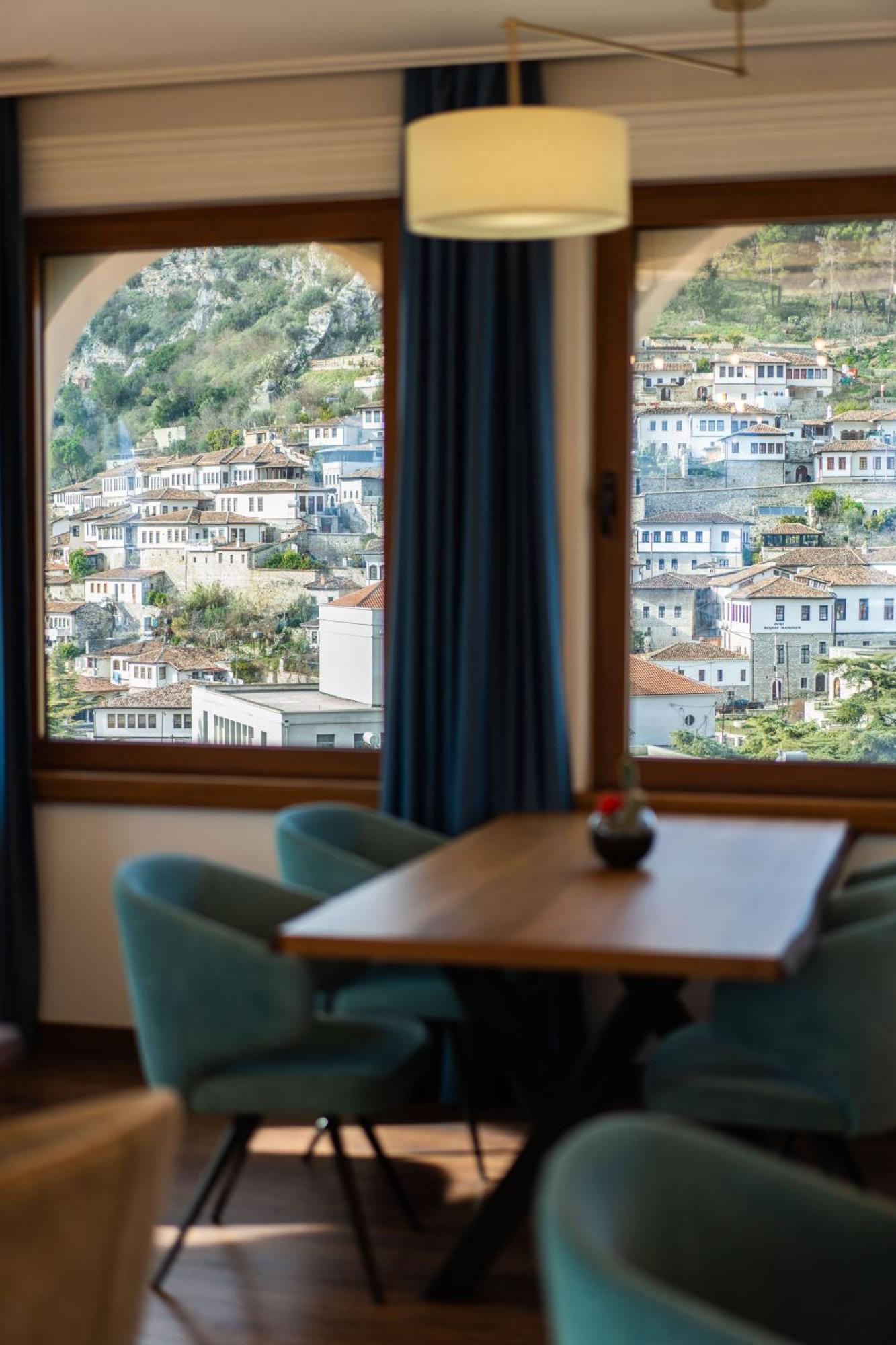 Merko Hotel Berat Luaran gambar